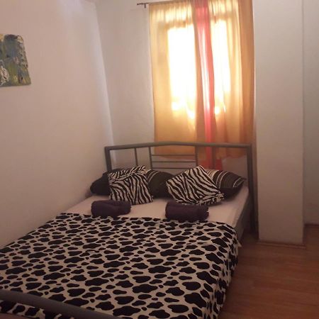 Apartments Dragicevic Vodice Exterior photo