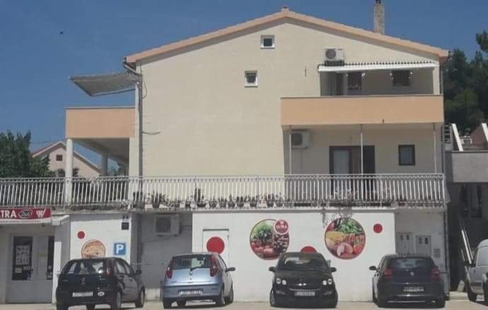 Apartments Dragicevic Vodice Exterior photo